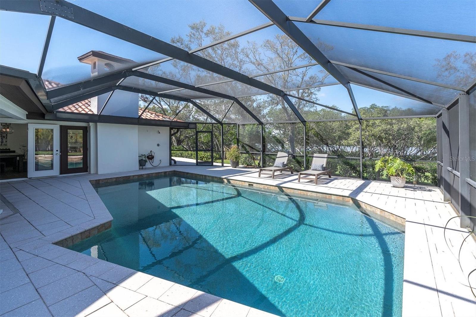 1401 75TH CIR NE, ST PETERSBURG, FL, 33702
