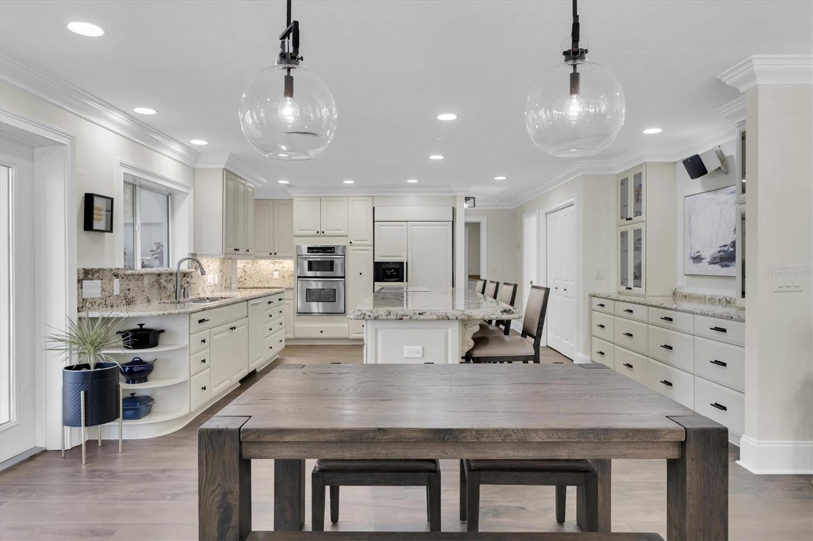 1401 75TH CIR NE, ST PETERSBURG, FL, 33702
