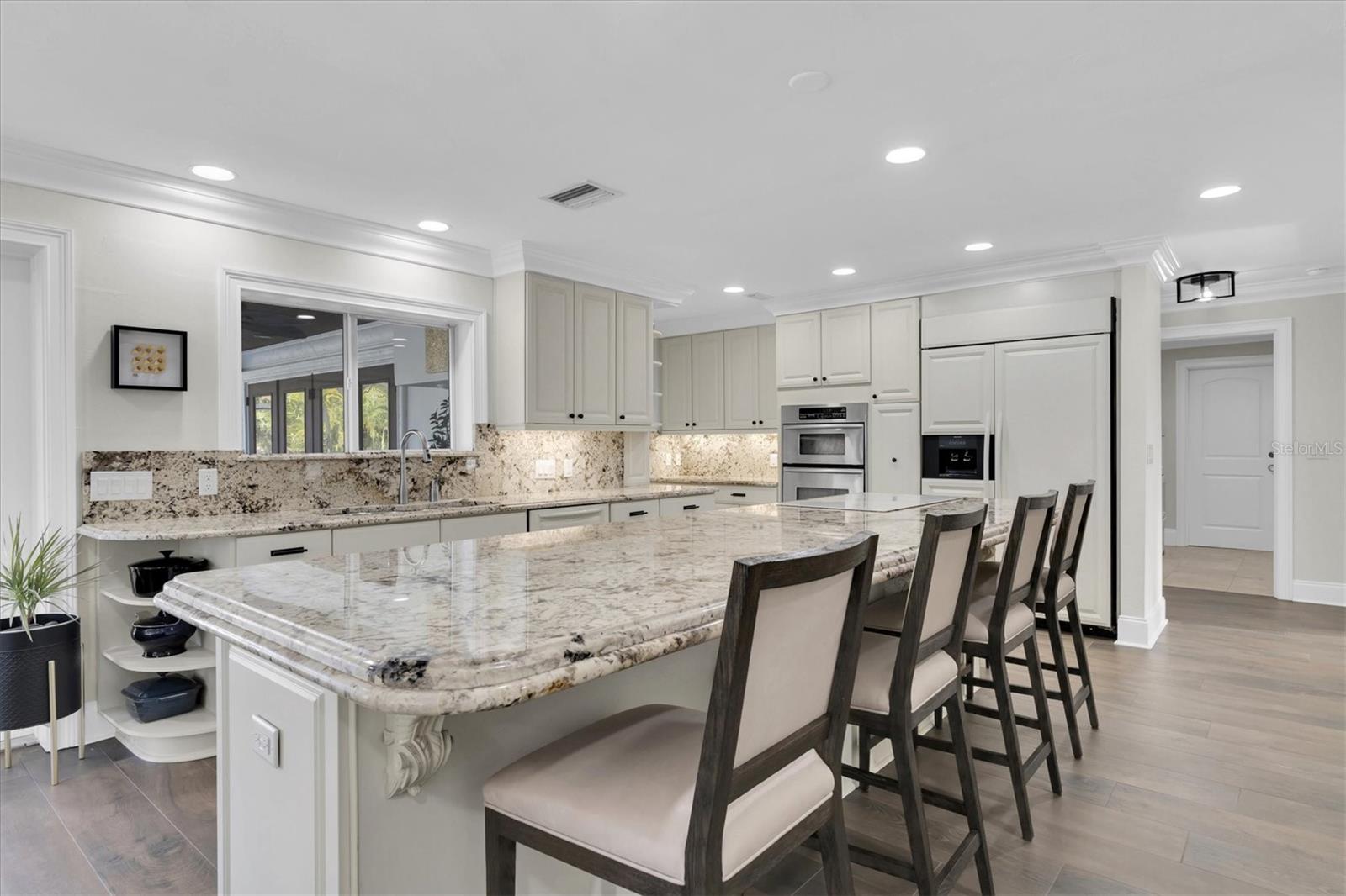 1401 75TH CIR NE, ST PETERSBURG, FL, 33702