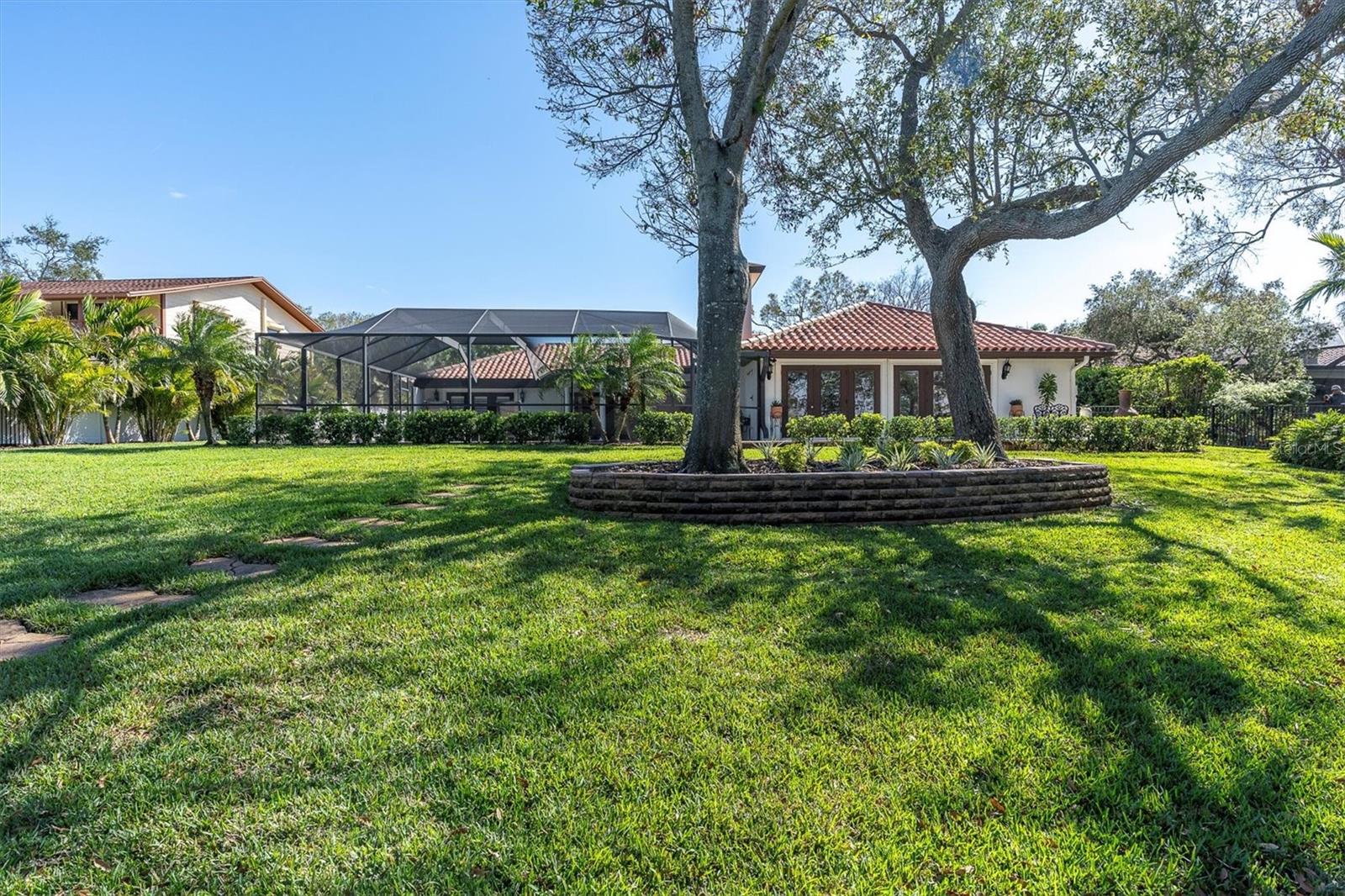 1401 75TH CIR NE, ST PETERSBURG, FL, 33702