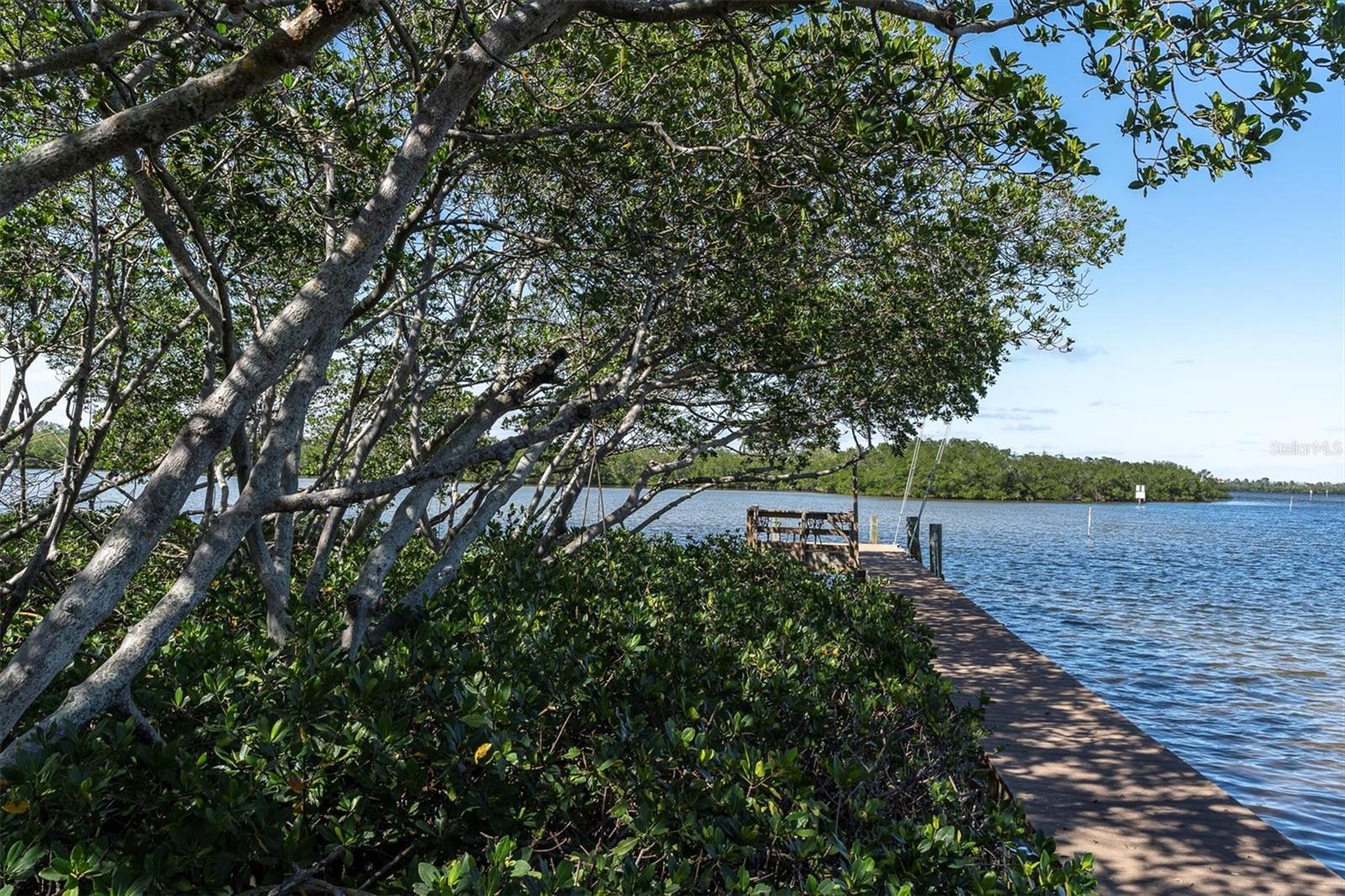 1401 75TH CIR NE, ST PETERSBURG, FL, 33702