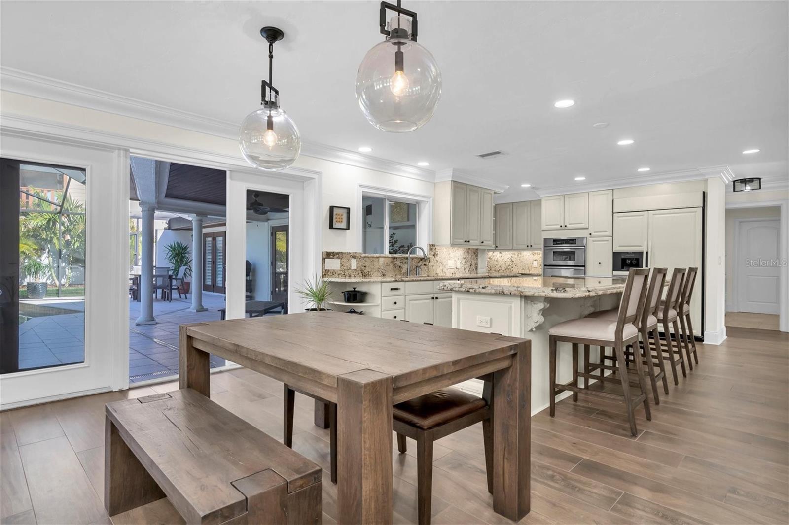 1401 75TH CIR NE, ST PETERSBURG, FL, 33702