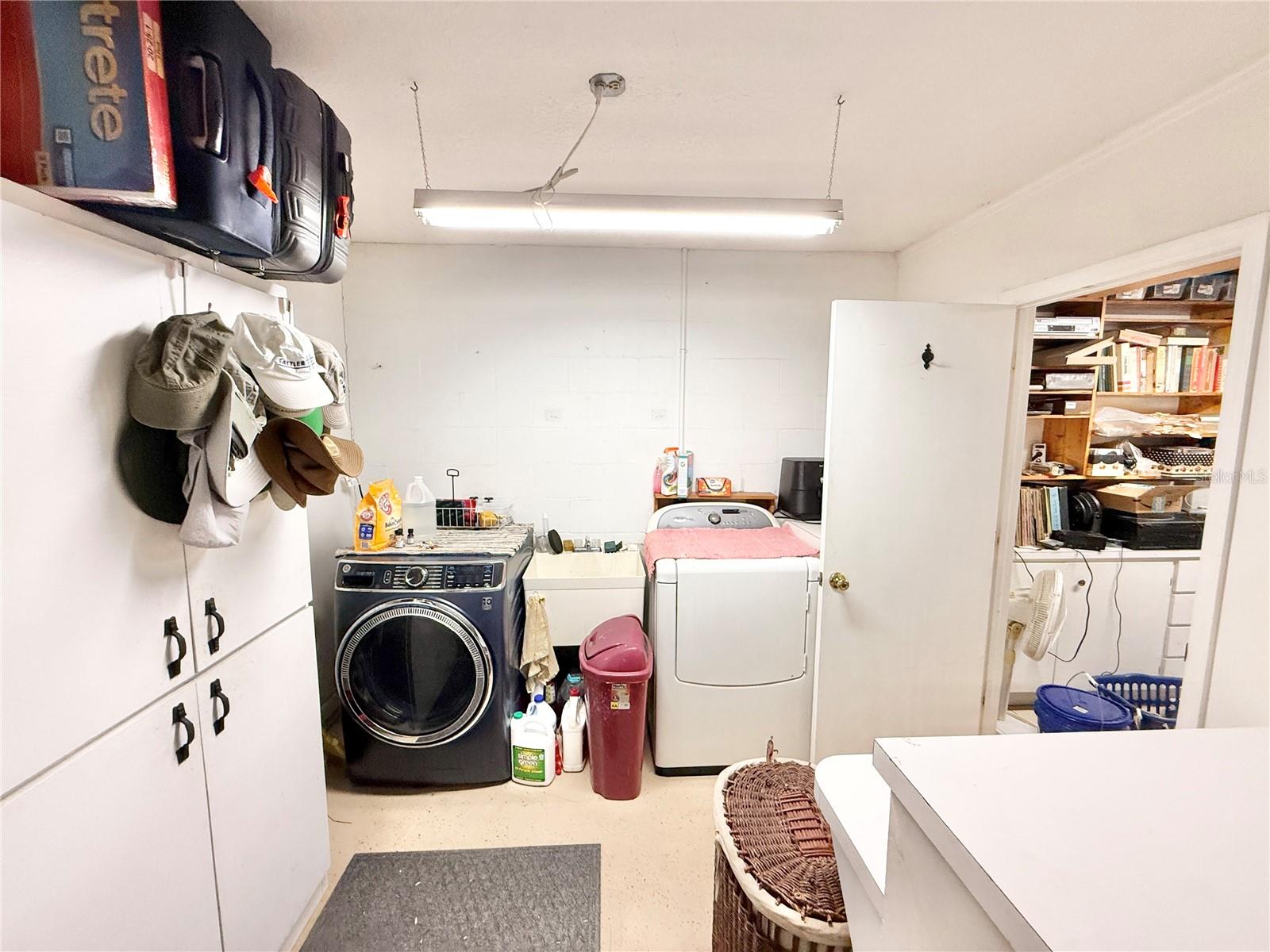 37807 FELKINS RD, LEESBURG, FL, 34788