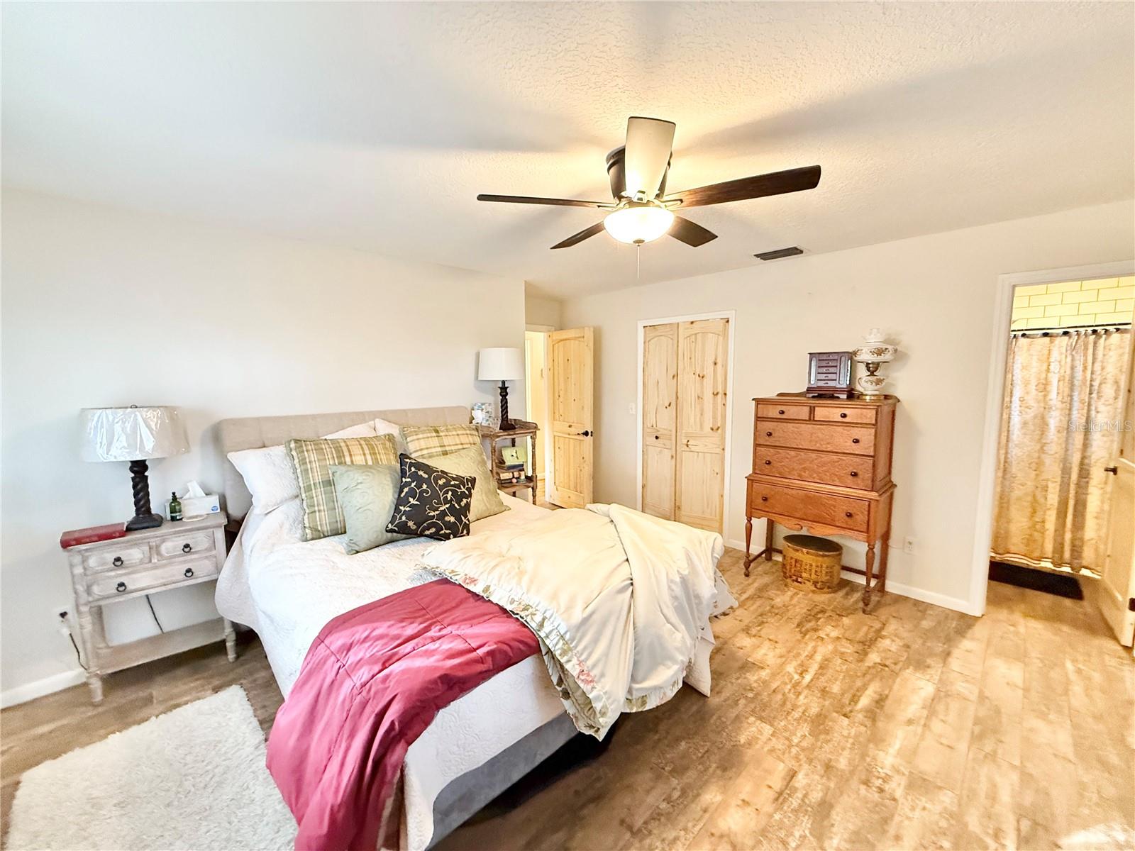 37807 FELKINS RD, LEESBURG, FL, 34788