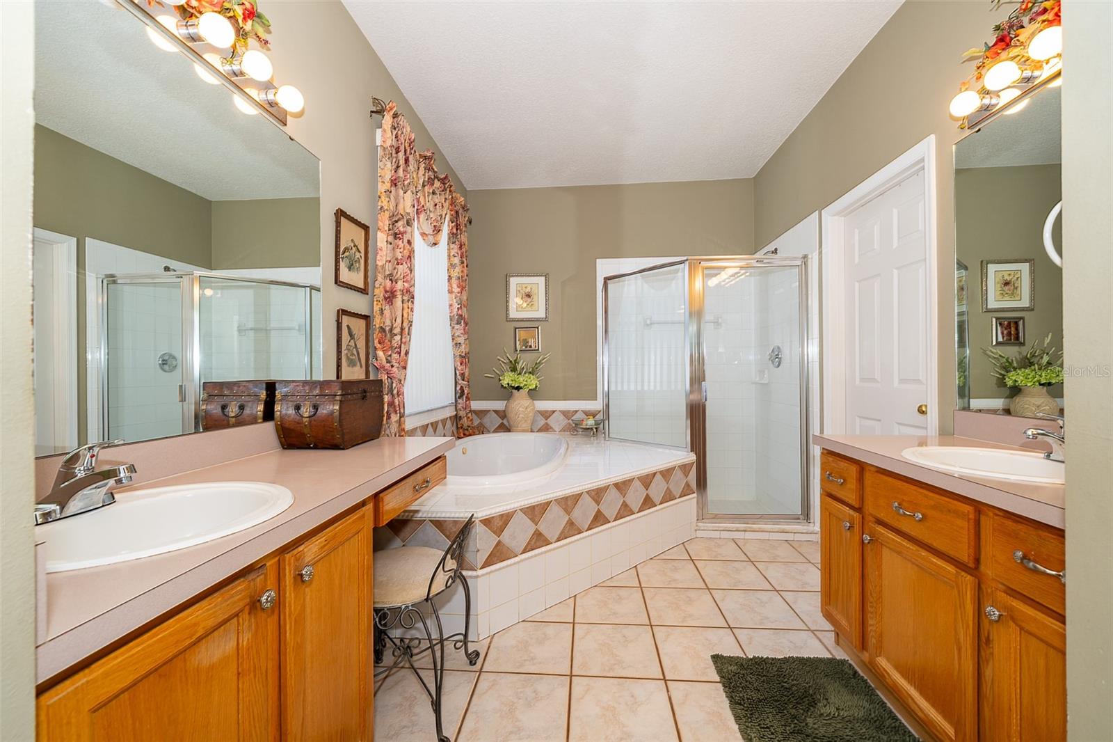402 TURNSTONE WAY, ORLANDO, FL, 32828