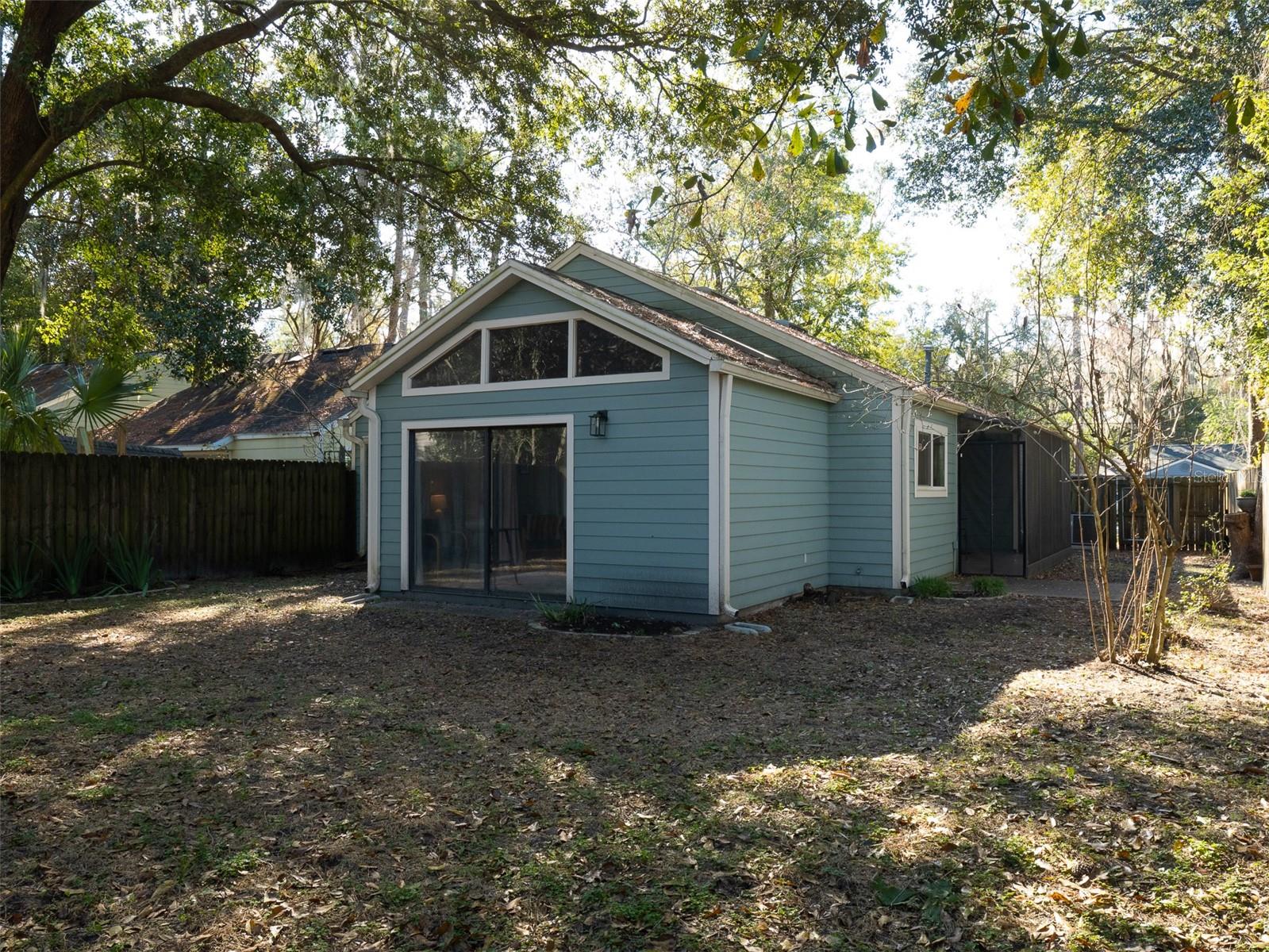 922 NW 10TH AVE, GAINESVILLE, FL, 32601
