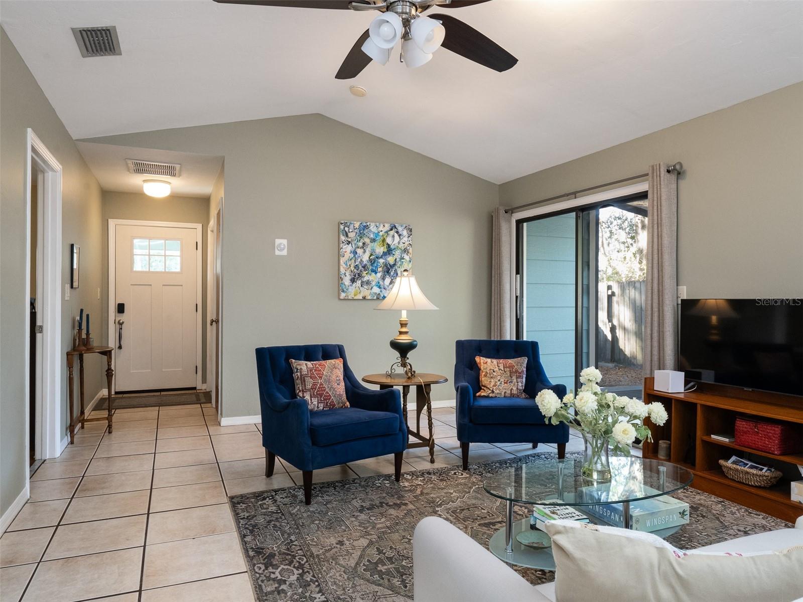 922 NW 10TH AVE, GAINESVILLE, FL, 32601