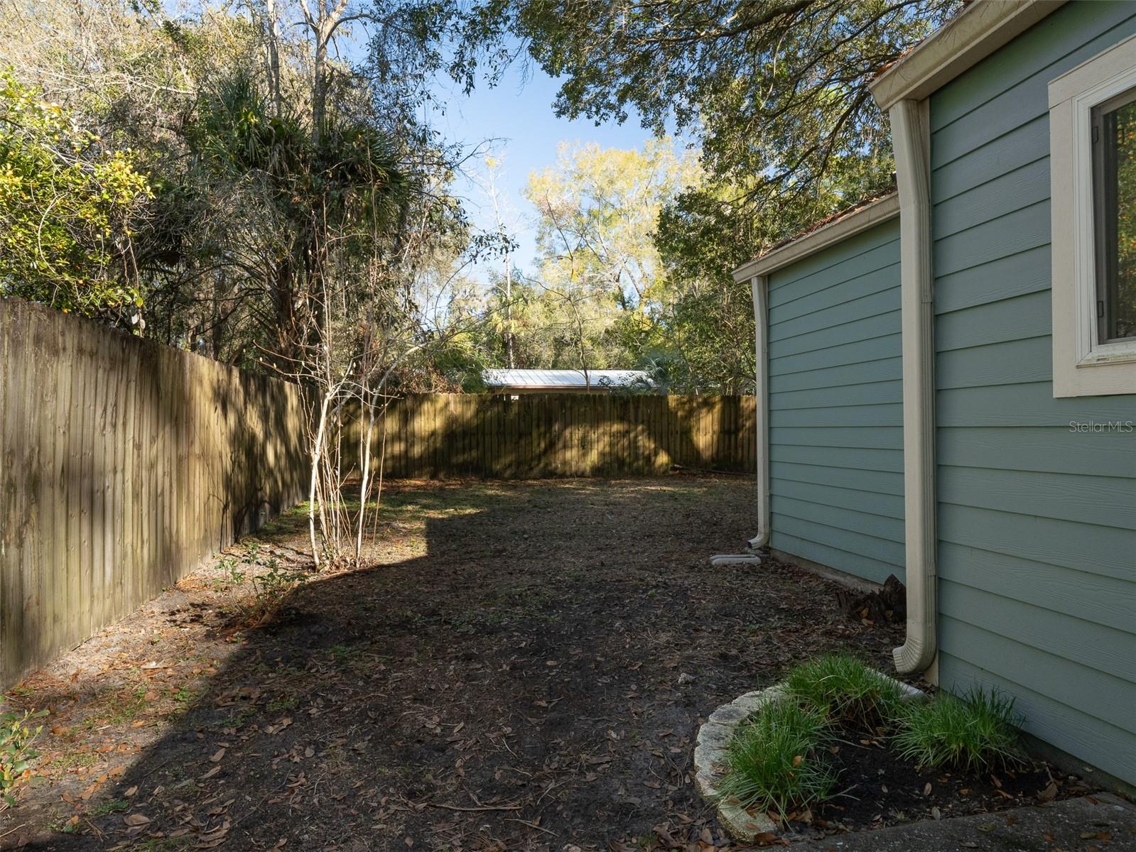 922 NW 10TH AVE, GAINESVILLE, FL, 32601