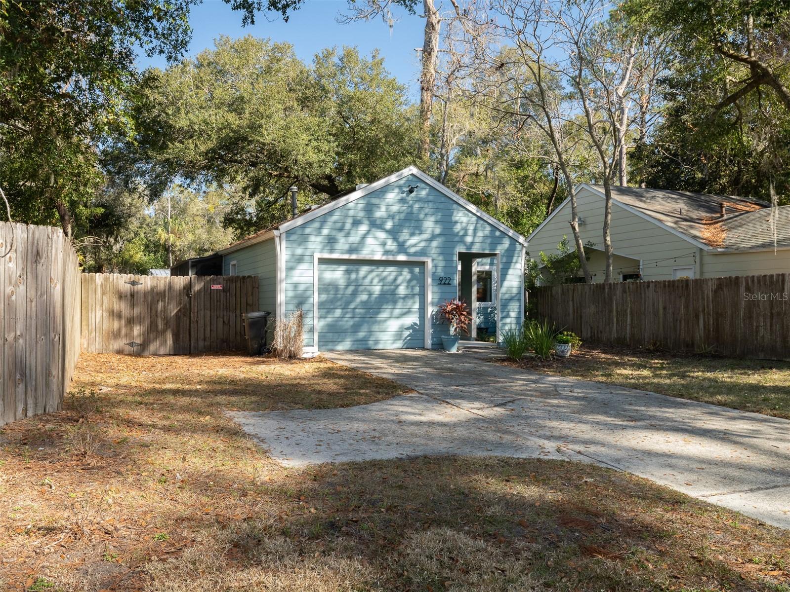 922 NW 10TH AVE, GAINESVILLE, FL, 32601