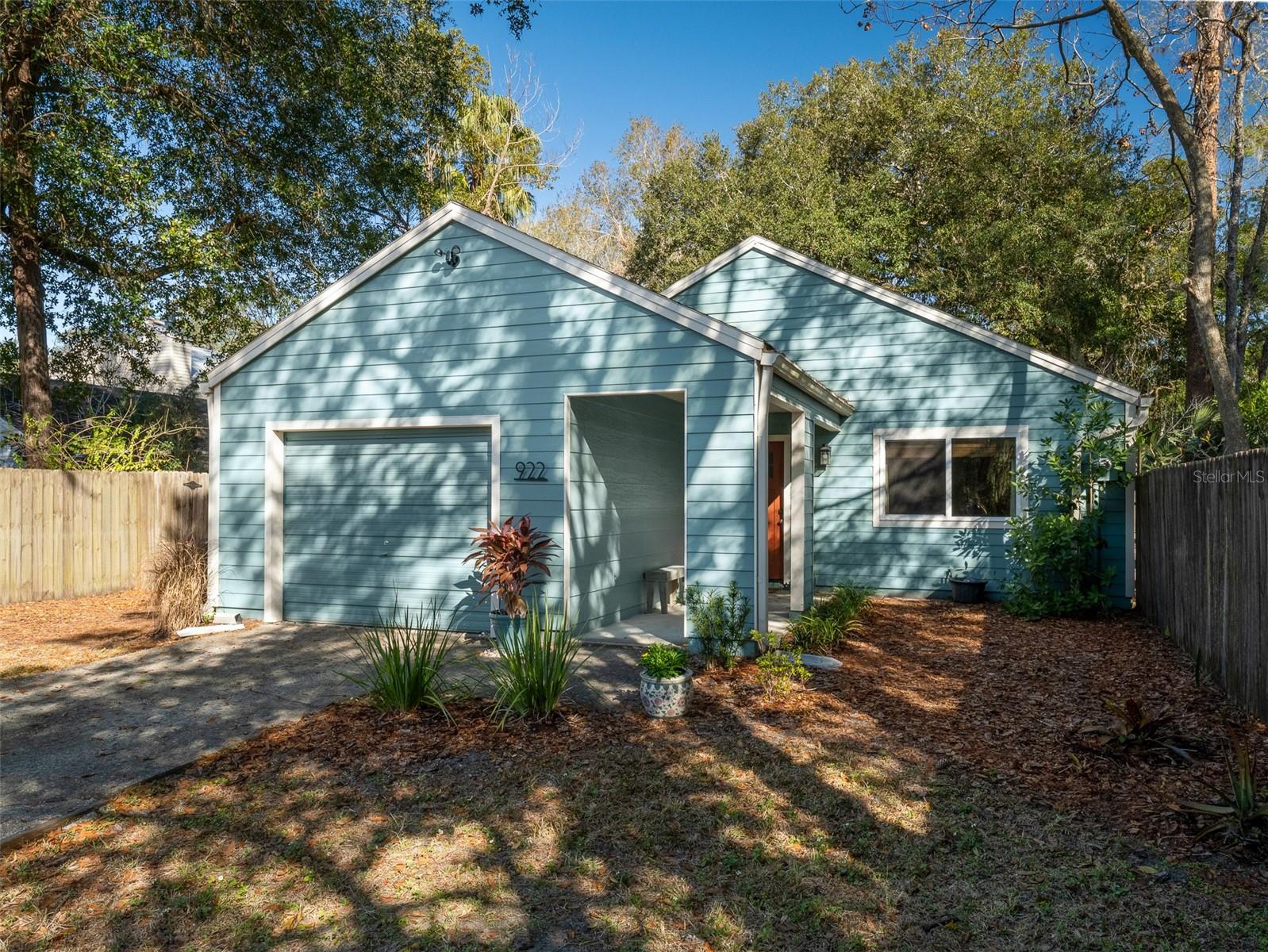 922 NW 10TH AVE, GAINESVILLE, FL, 32601