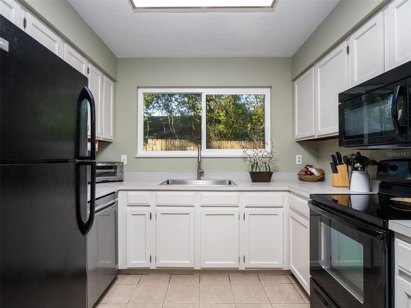 922 NW 10TH AVE, GAINESVILLE, FL, 32601