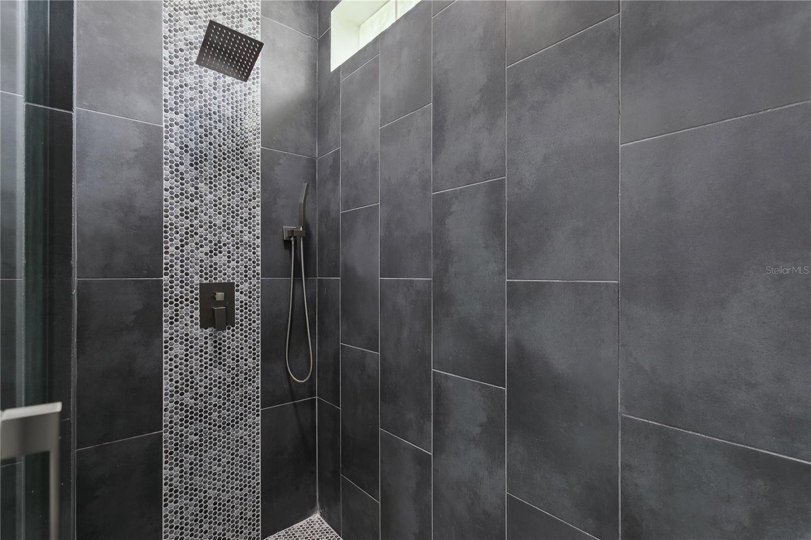 A4639377 Property Photo