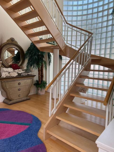 TB8347441 Property Photo