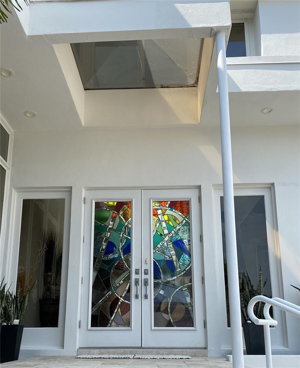 TB8347441 Property Photo