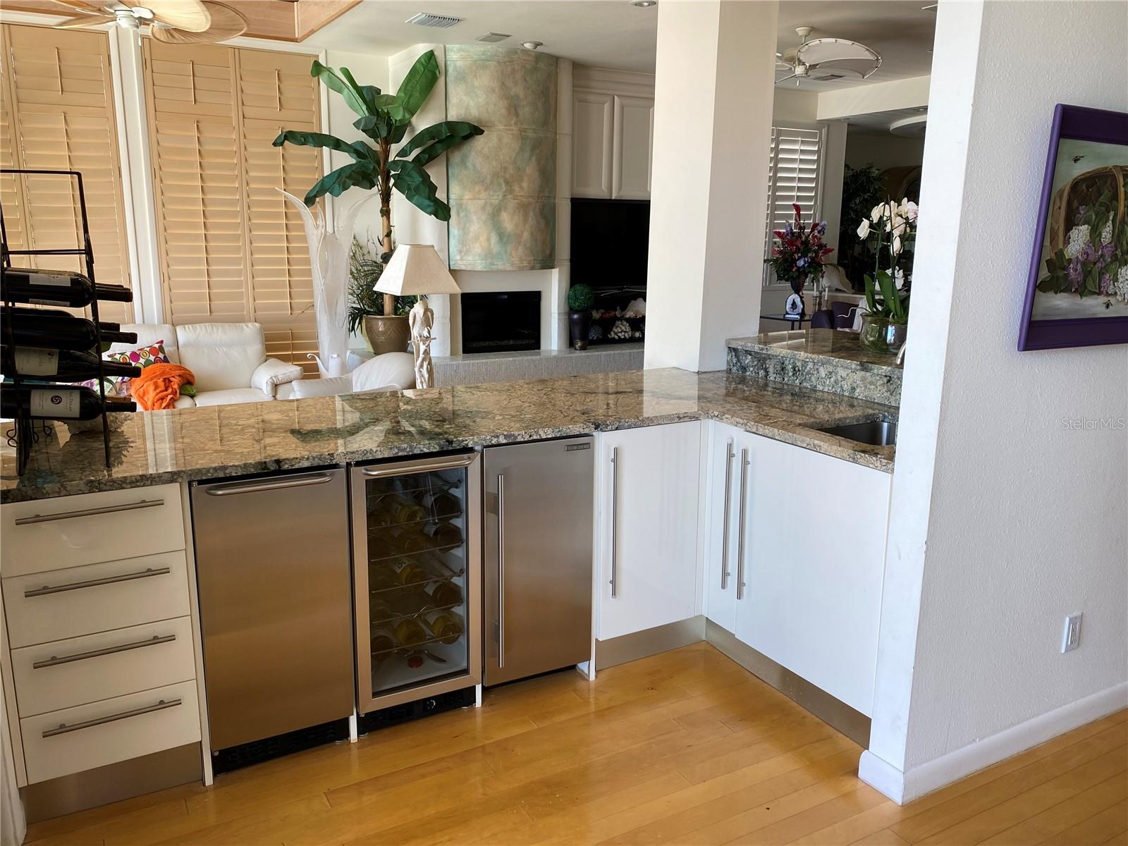 TB8347441 Property Photo