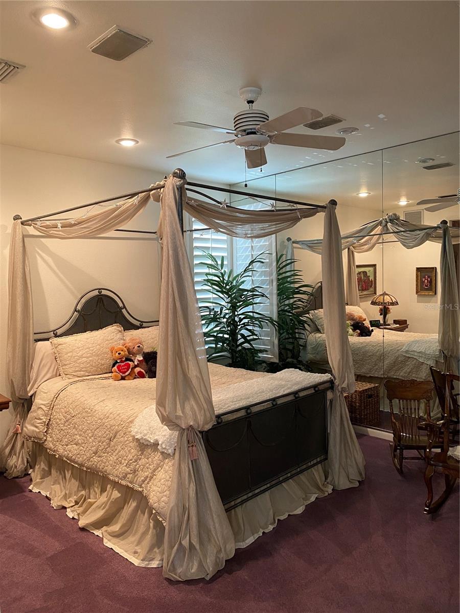 TB8347441 Property Photo