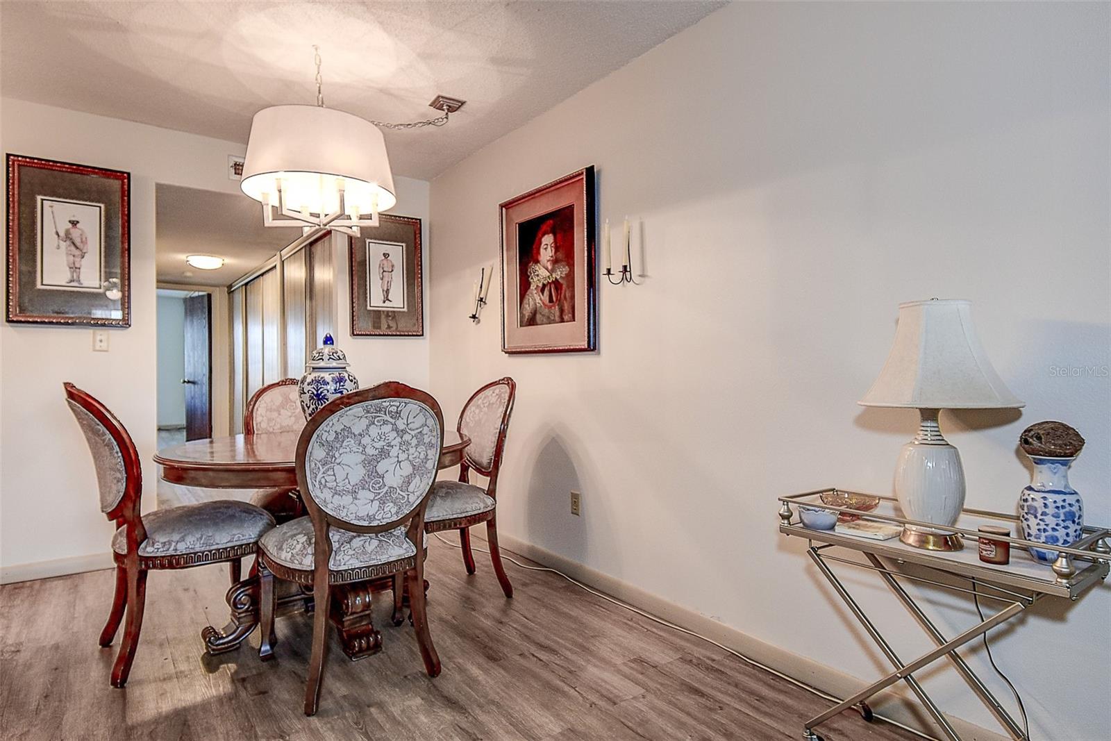 TB8347625 Property Photo