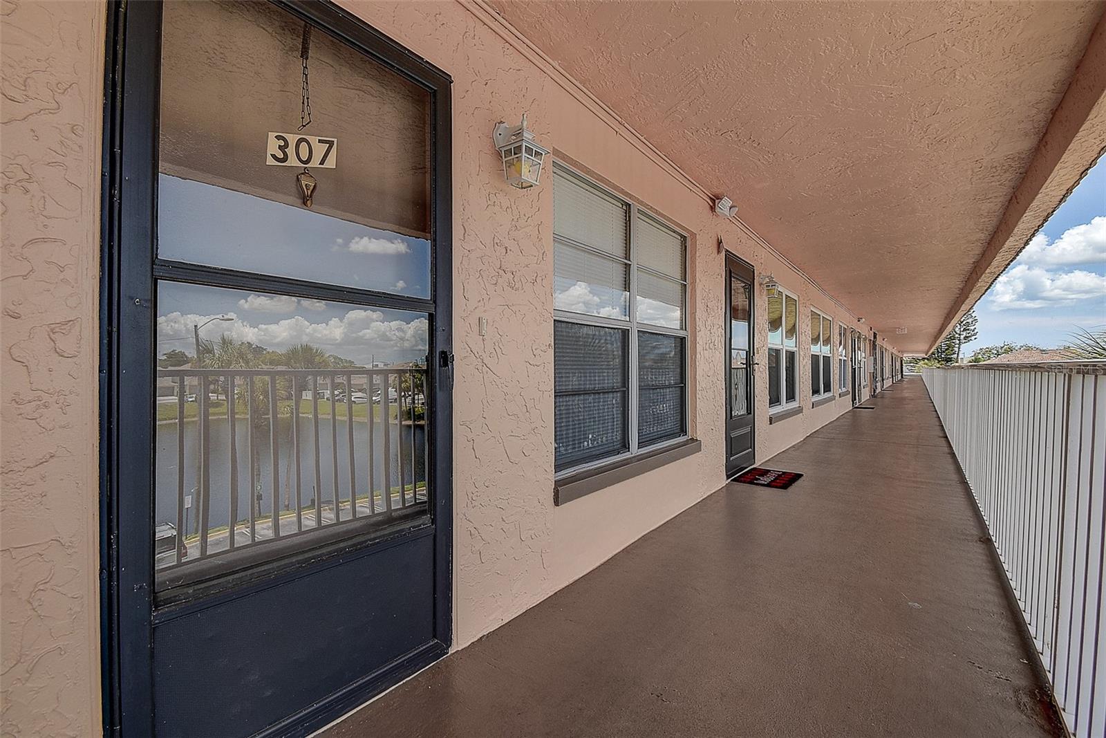 TB8347625 Property Photo