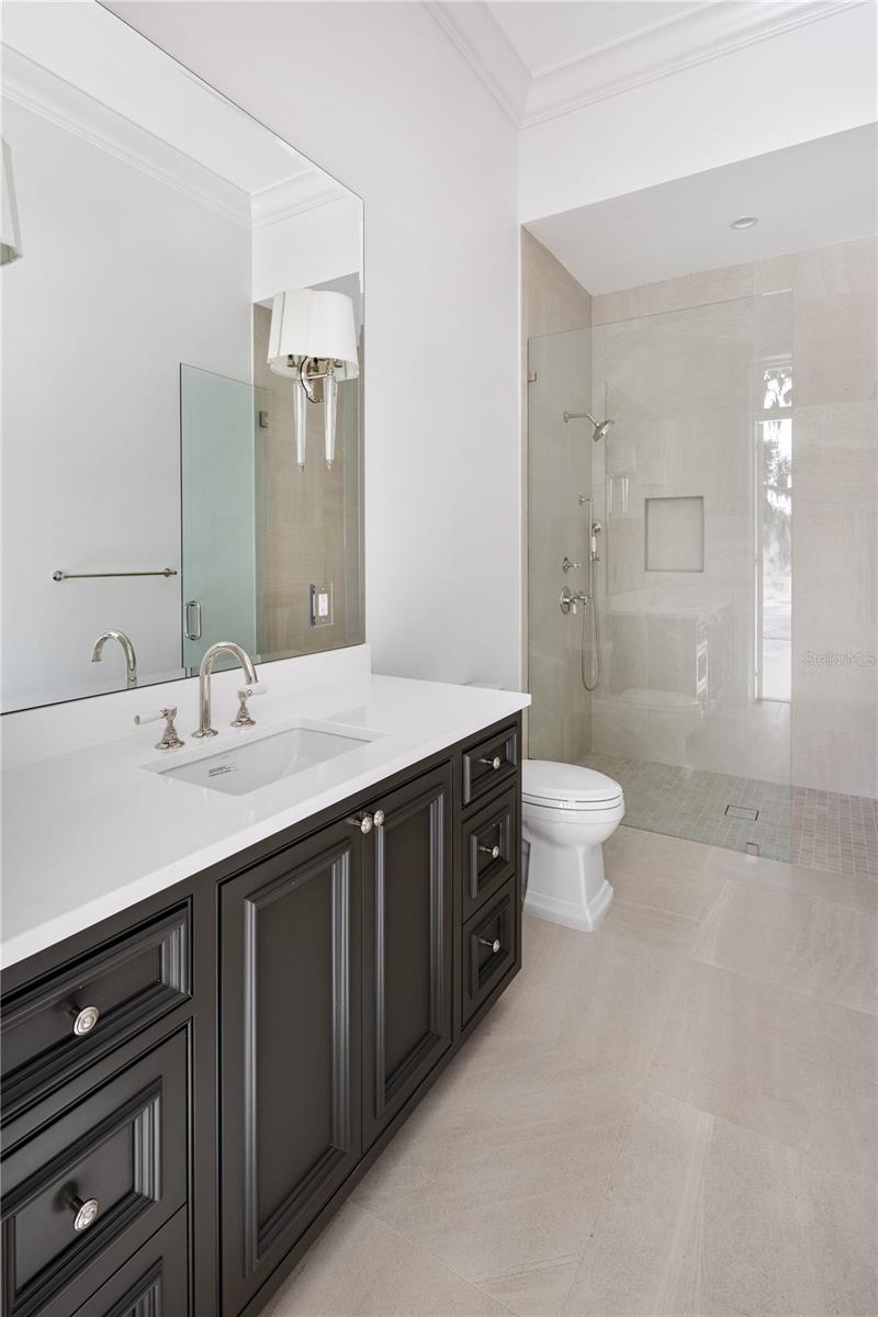 A4639488 Property Photo