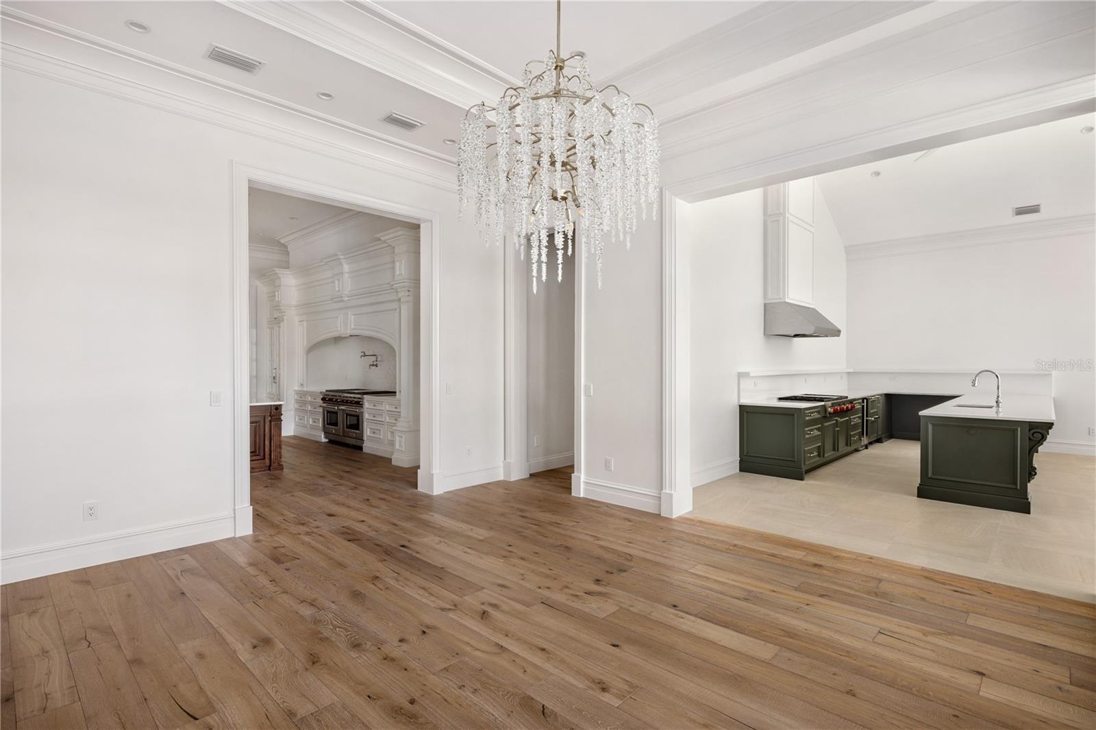 A4639488 Property Photo