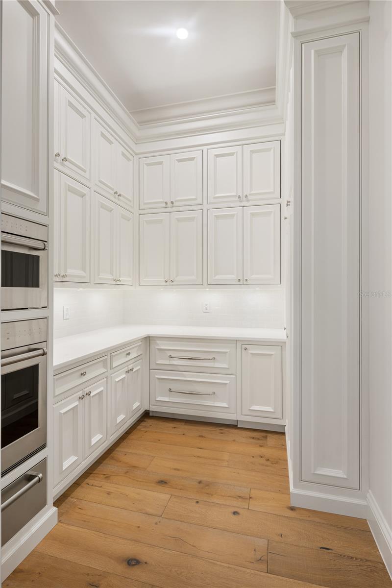 A4639488 Property Photo