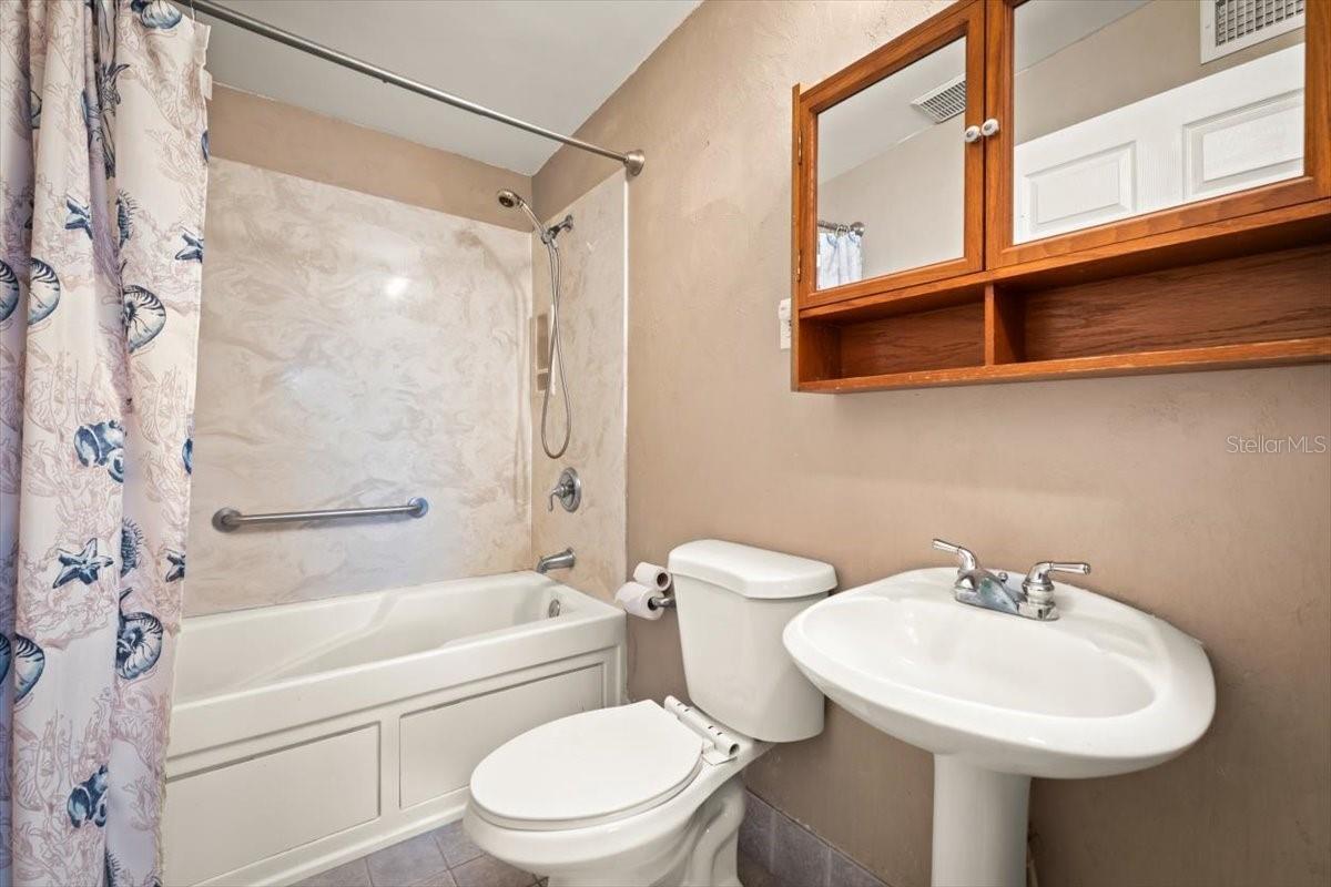 198 BENJAMIN DR, ORMOND BEACH, FL, 32176