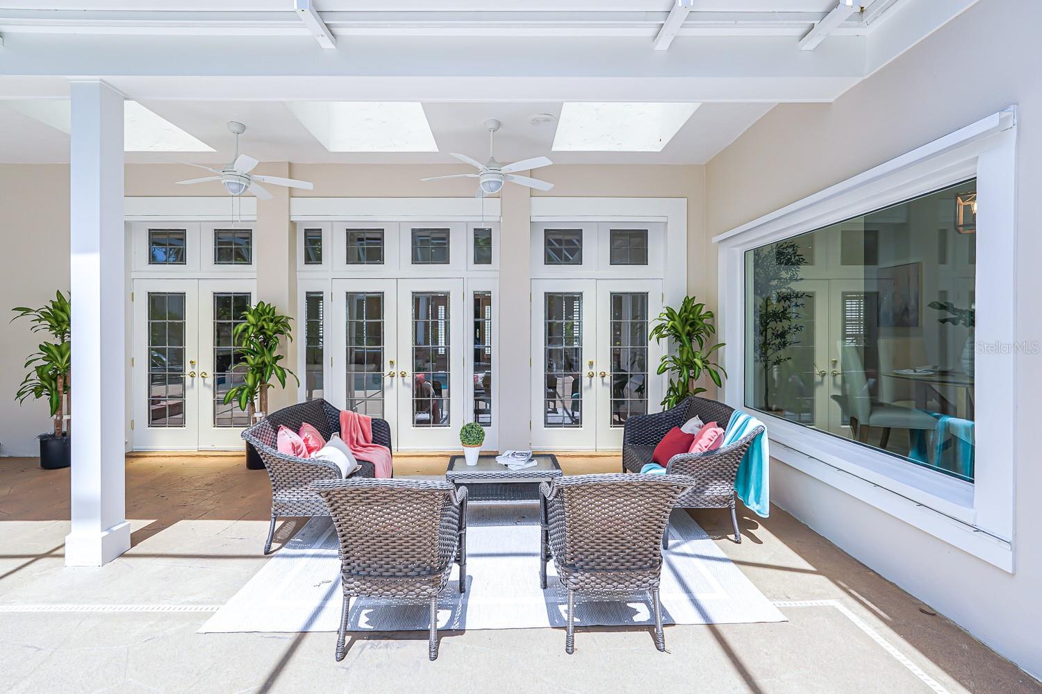 A4639504 Property Photo