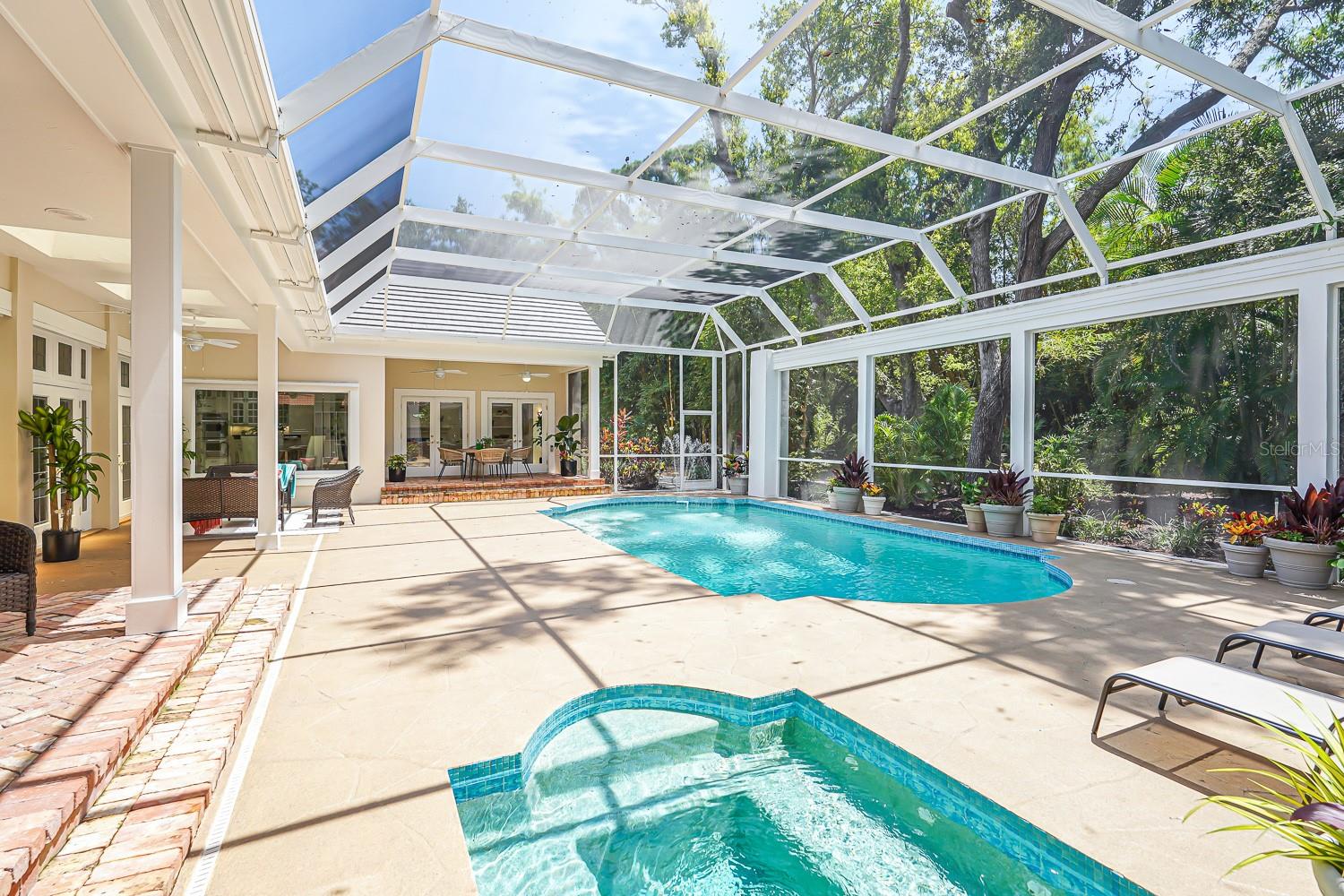A4639504 Property Photo