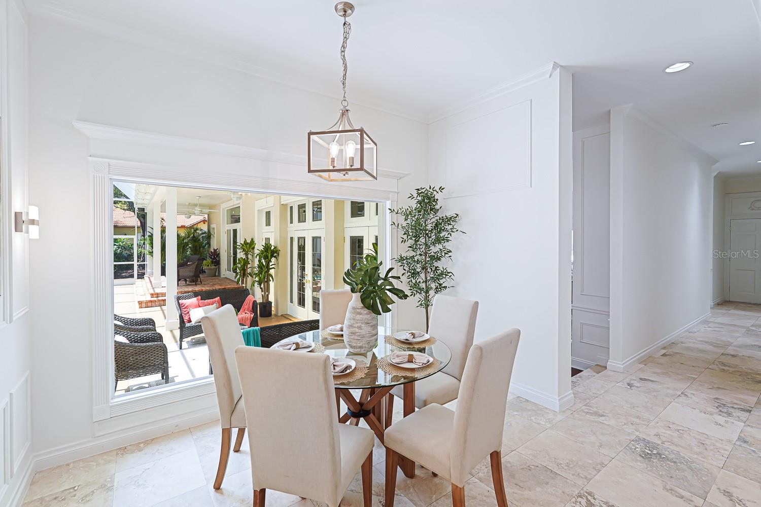A4639504 Property Photo