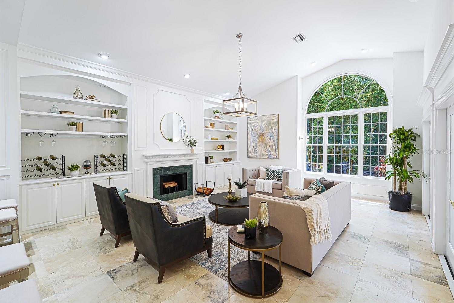 A4639504 Property Photo