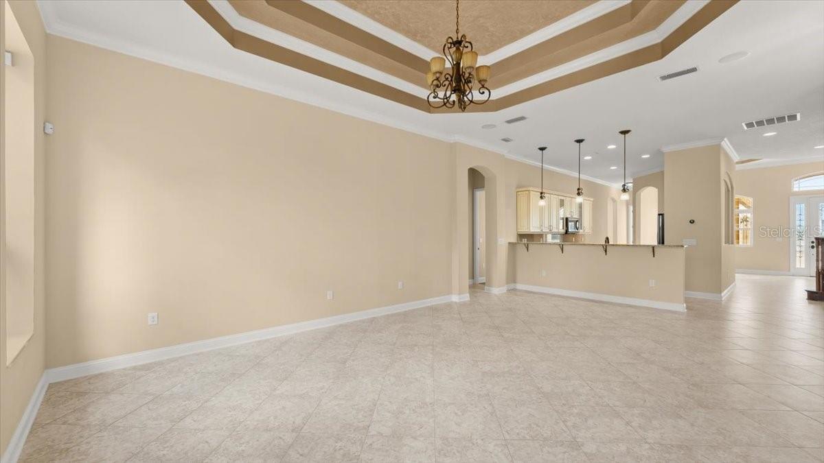 25 EMERALD LAKE CT, PALM COAST, FL, 32137