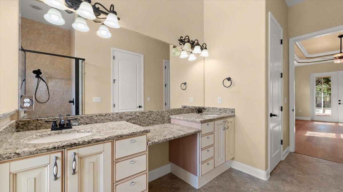 25 EMERALD LAKE CT, PALM COAST, FL, 32137
