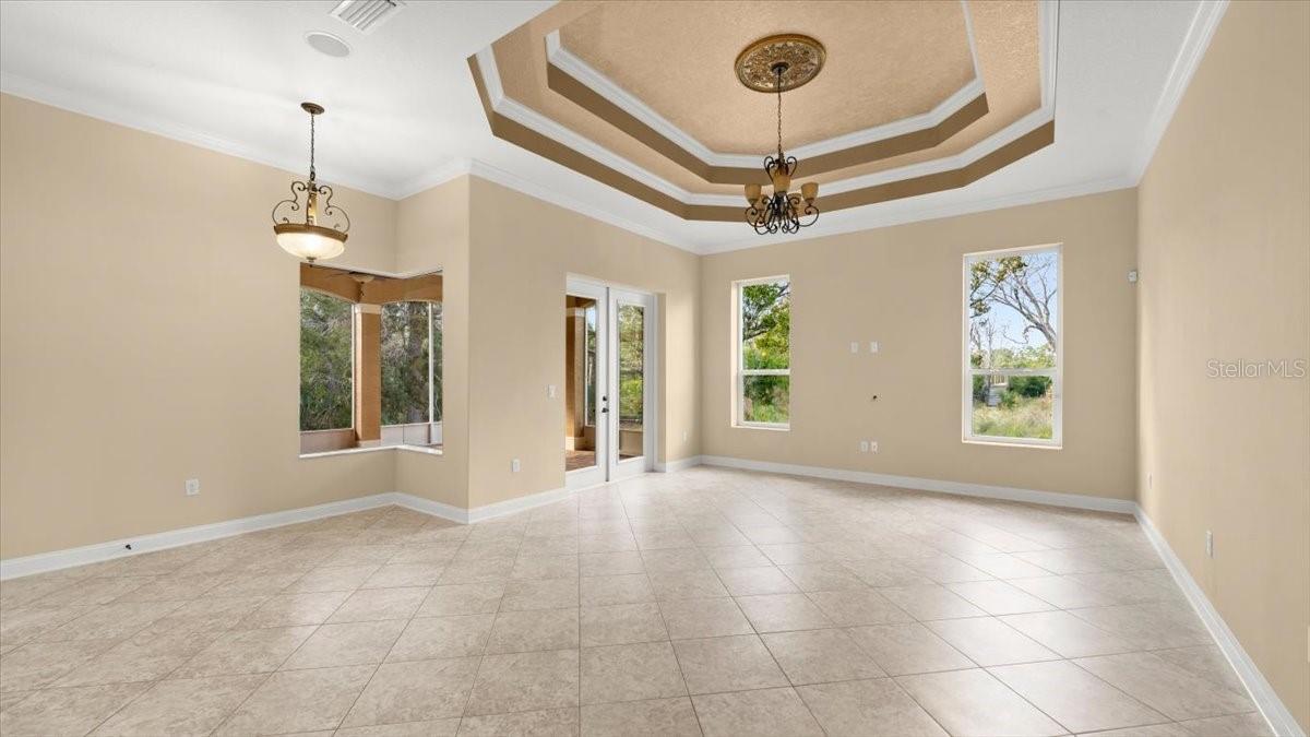 25 EMERALD LAKE CT, PALM COAST, FL, 32137