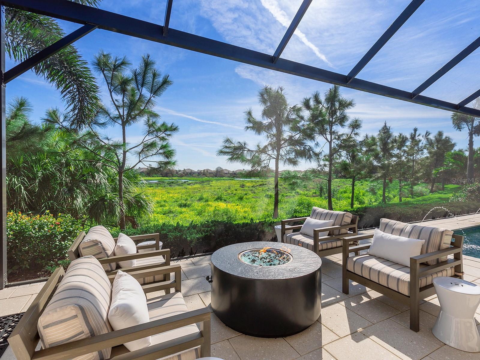 712 CROSSWIND AVE, SARASOTA, FL, 34240