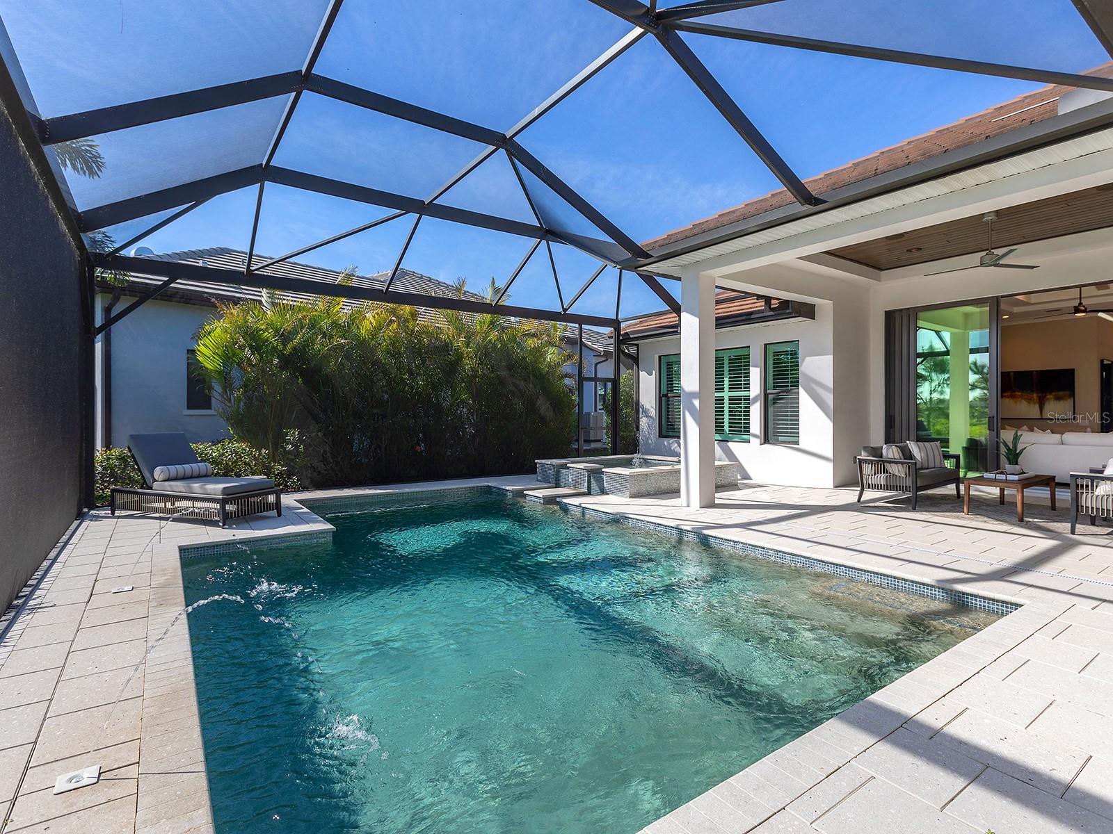 712 CROSSWIND AVE, SARASOTA, FL, 34240