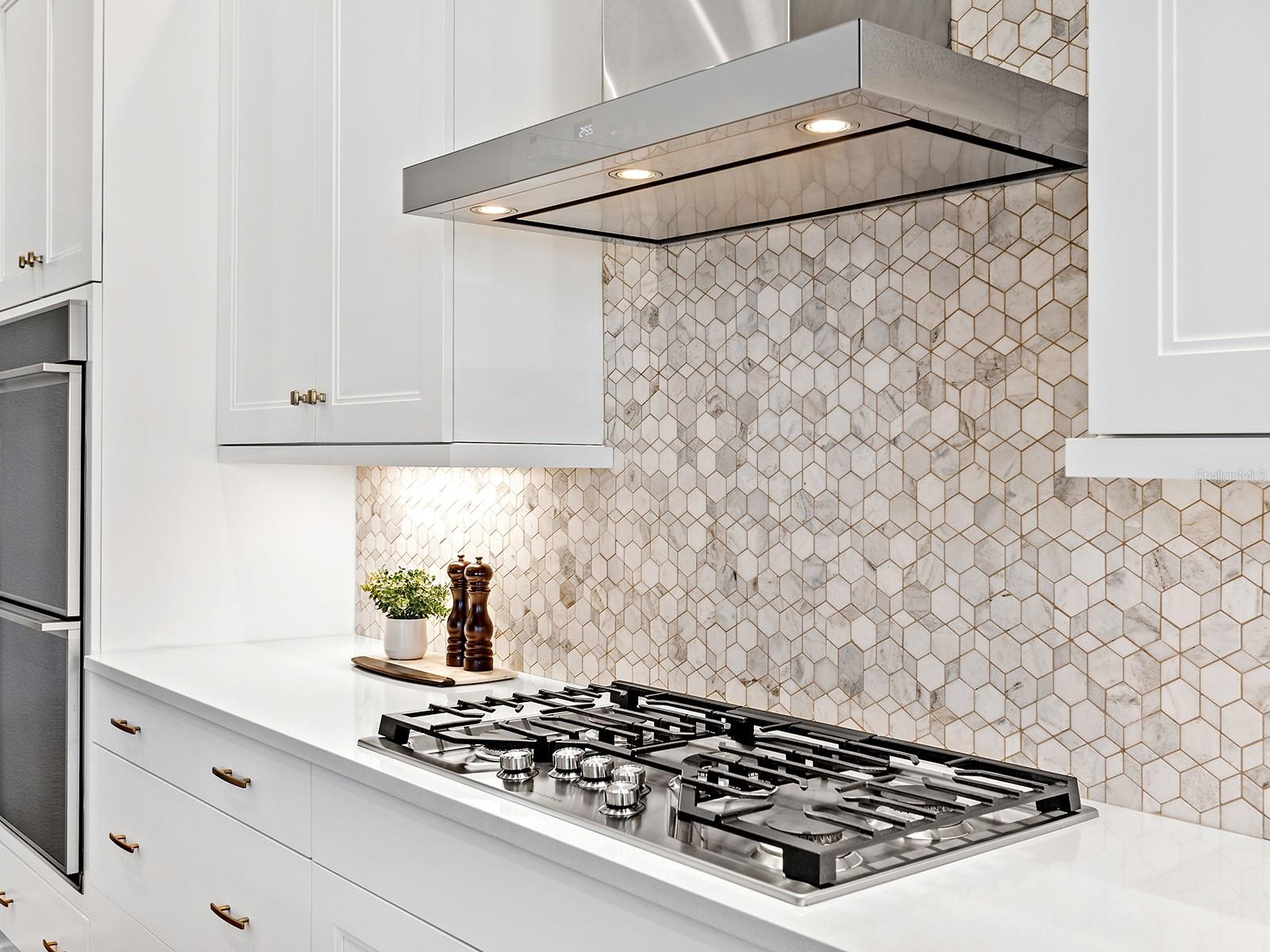 712 CROSSWIND AVE, SARASOTA, FL, 34240