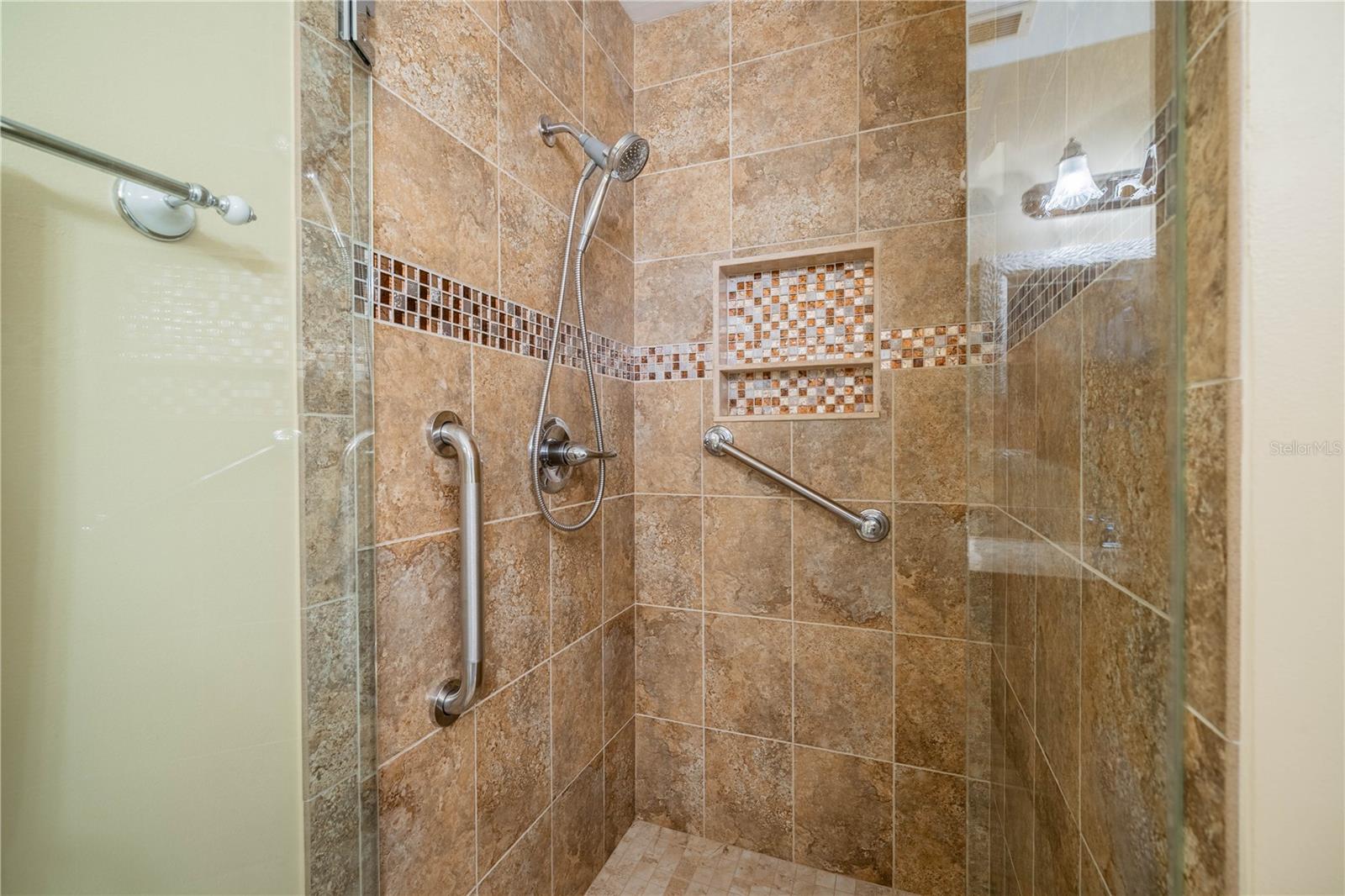 325 GRAYSTON PL #114, SUN CITY CENTER, FL, 33573