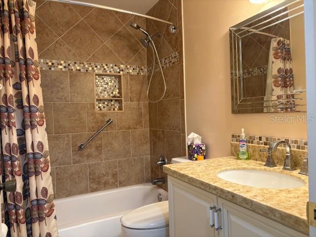 325 GRAYSTON PL #114, SUN CITY CENTER, FL, 33573