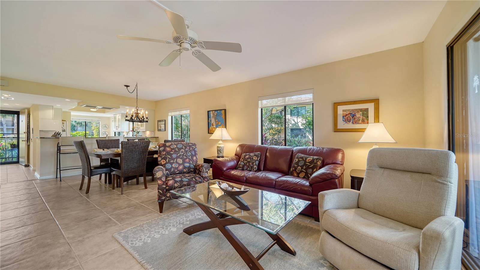 6470 SEAGULL DR #311, BRADENTON, FL, 34210