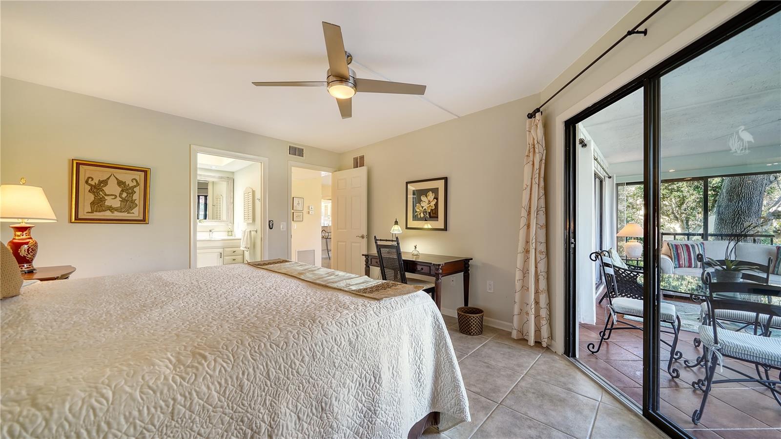 6470 SEAGULL DR #311, BRADENTON, FL, 34210