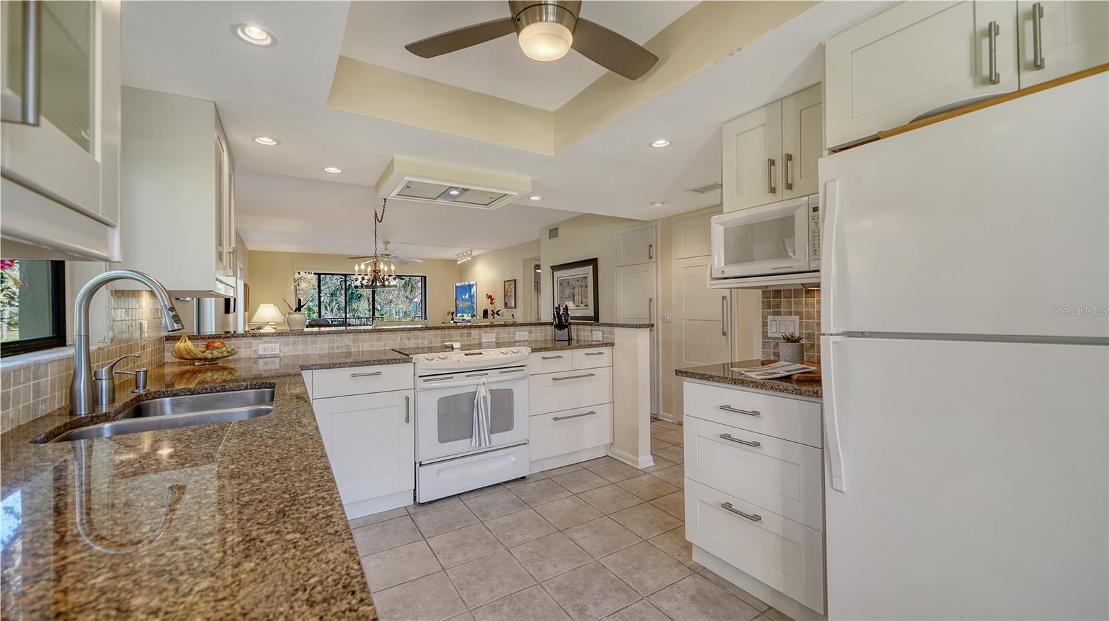 6470 SEAGULL DR #311, BRADENTON, FL, 34210