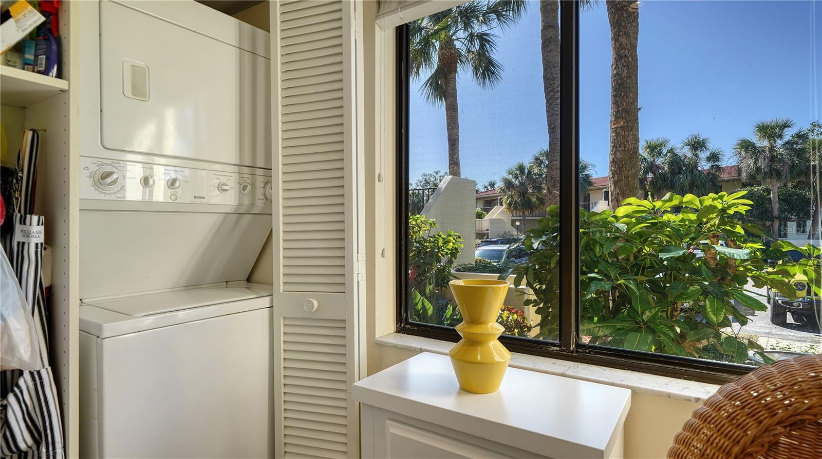 6470 SEAGULL DR #311, BRADENTON, FL, 34210