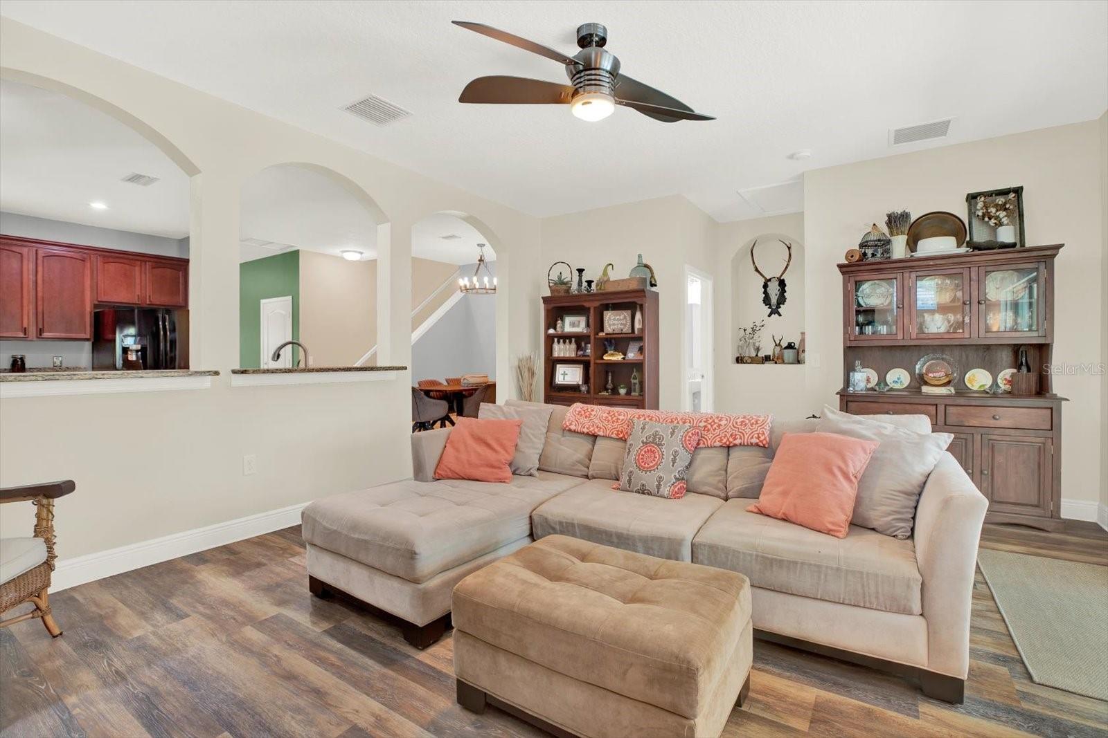 7718 LANDCARE LN, TAMPA, FL, 33616