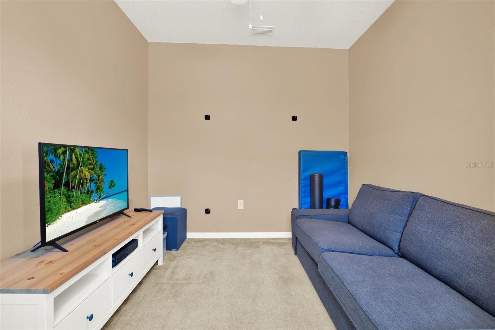 7718 LANDCARE LN, TAMPA, FL, 33616