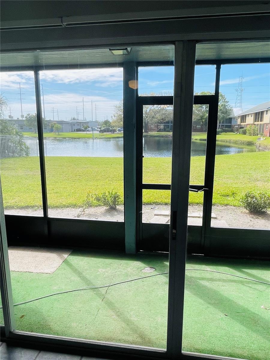 200 COUNTRY CLUB DR #407, LARGO, FL, 33771