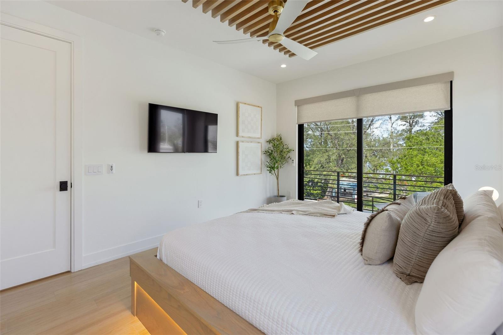 O6278790 Property Photo