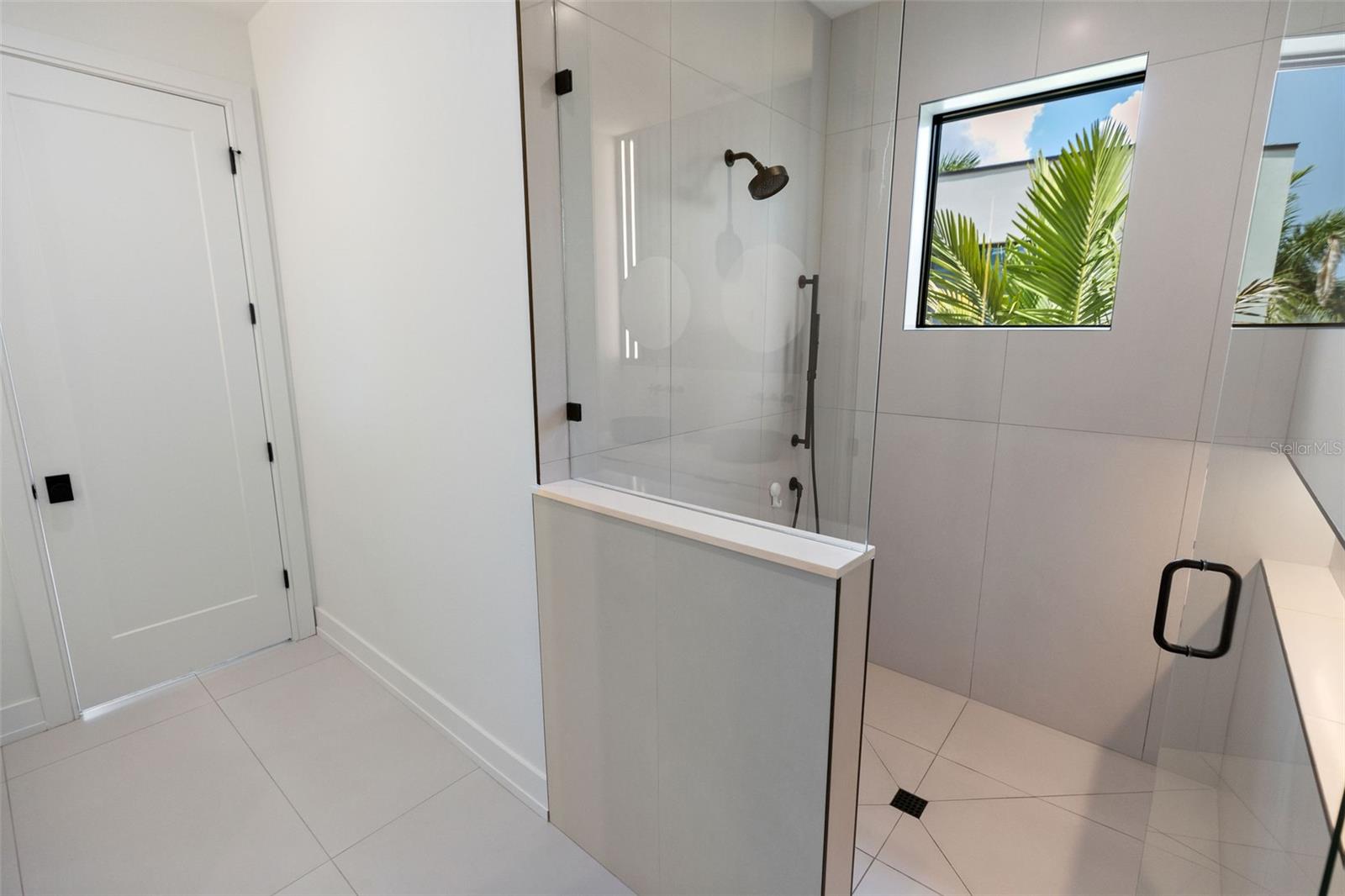 O6278790 Property Photo