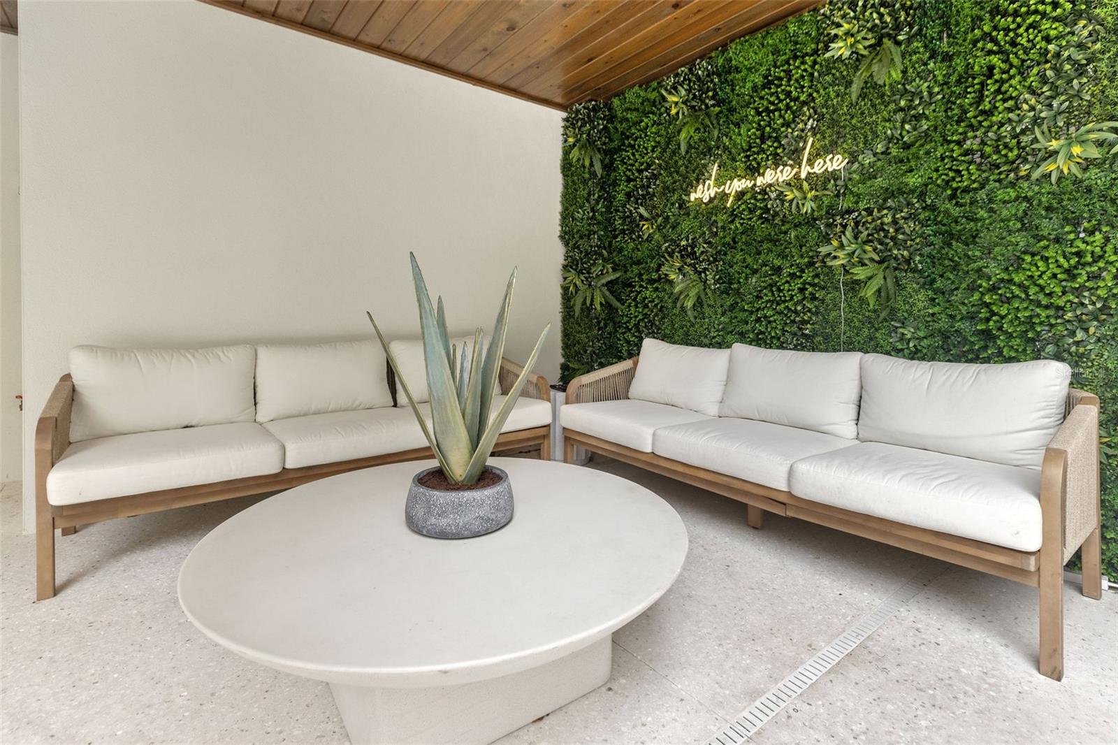 O6278790 Property Photo