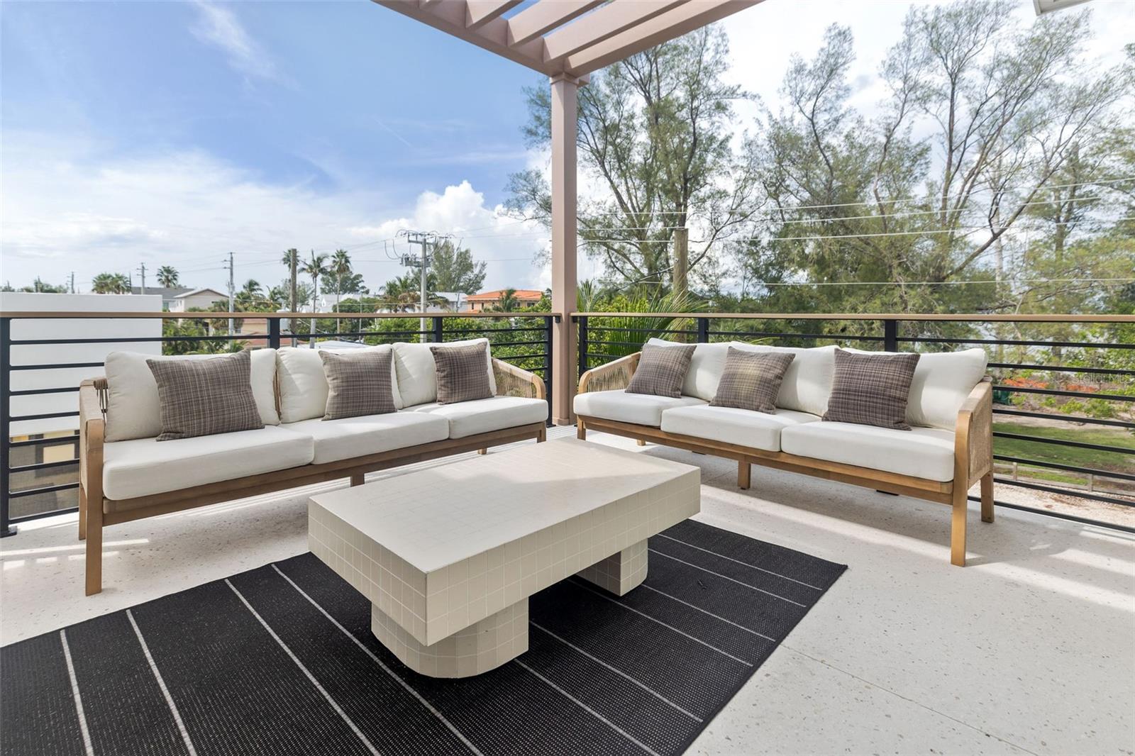 O6278790 Property Photo