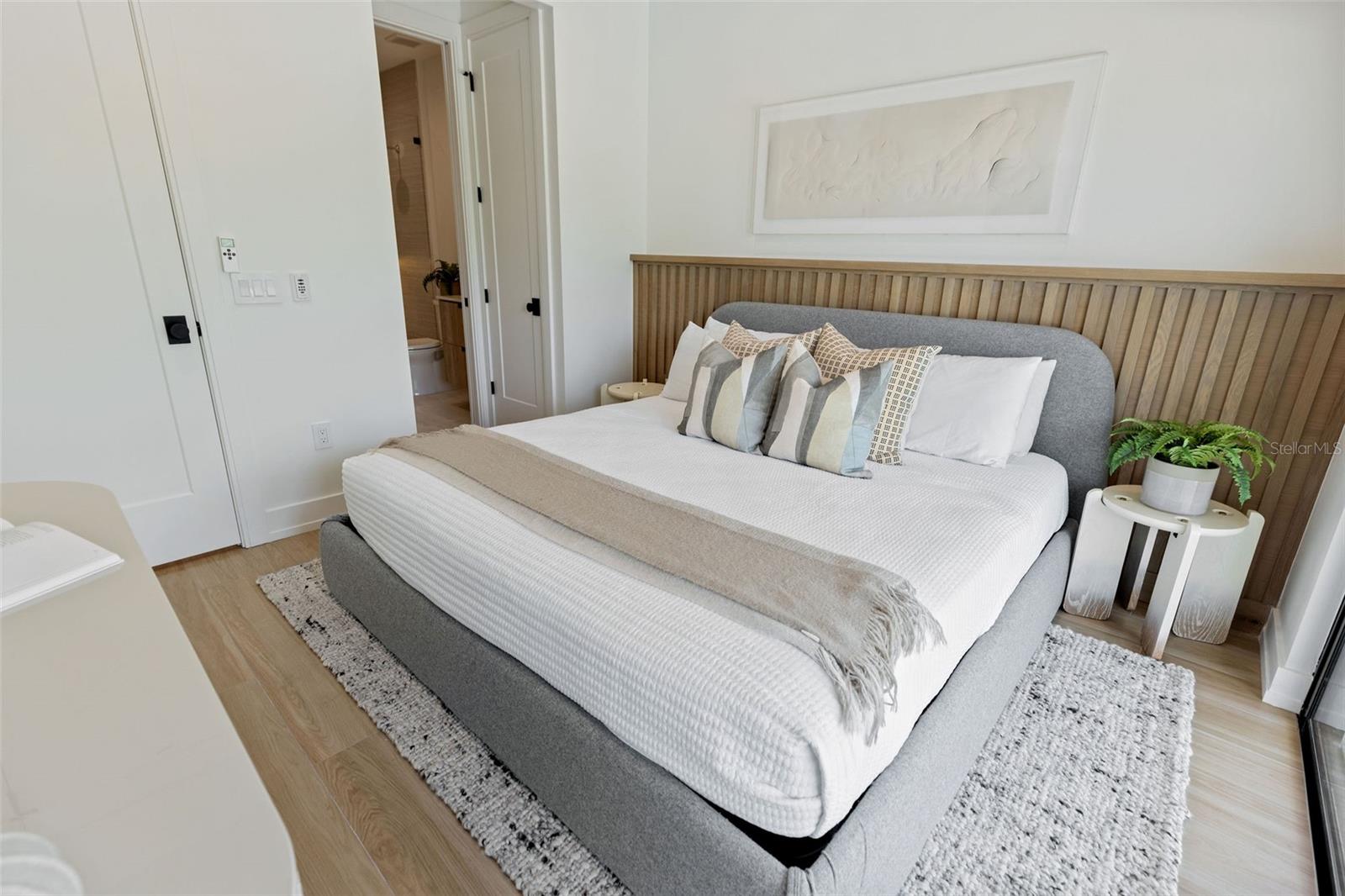 O6278790 Property Photo